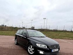 Svart Begagnad 2015 Volvo V70 Momentum Kombi | 99 900 kr (Bra pris)
