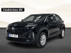 Svart Begagnad 2021 Toyota Yaris Cross Active SUV | 259 900 kr (Marknadspris)
