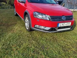 Röd Begagnad 2015 VW Passat Alltrack Kombi | 96 000 kr (Dyr)