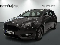 Grå Begagnad 2016 Ford Focus ST-Line Kombi | 94 800 kr (Marknadspris)