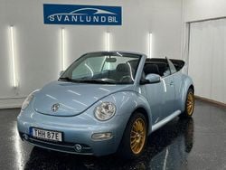 Ljusblå Begagnad 2003 VW Beetle Cab | 69 800 kr (Marknadspris)