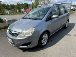 Grå Begagnad 2008 Opel Zafira Minibuss | 39 900 kr (Dyr)