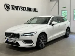 Vit Begagnad 2020 Volvo V60 Inscription Kombi | 257 400 kr (Bra pris)