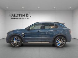 Blå Begagnad 2022 Lynk & Co 01 SUV | 239 000 kr (Marknadspris)