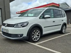 Vit Begagnad 2014 VW Touran Cross Minibuss | 164 900 kr (Dyr)