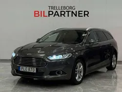 Grå Begagnad 2017 Ford Mondeo Titanium Kombi | 129 900 kr (Bra pris)