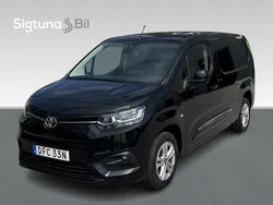 Svart Begagnad 2023 Toyota Proace City Van | 284 900 kr (Lite dyr)