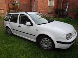 Vit Begagnad 2001 VW Golf IV Basis Kombi | 5 000 kr (Bra pris)