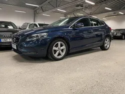 Blå Begagnad 2014 Volvo V40 Kombi | 145 000 kr (Marknadspris)