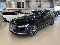 Svart Begagnad 2020 Volvo V90 Momentum Kombi | 319 000 kr (Lite dyr)