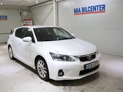 Vit Begagnad 2011 Lexus CT200h Sport Line Halvkombi | 109 000 kr (Marknadspris)