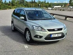 Grå Begagnad 2009 Ford Focus Kombi | 11 000 kr (Bra pris)