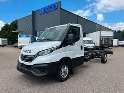 Vit Ny 2025 Iveco Daily Van | 586 250 kr (Superpris)