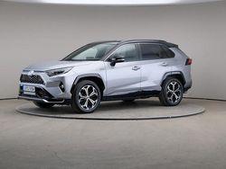 Grå Begagnad 2020 Toyota RAV4 Hybrid Style SUV | 345 000 kr (Marknadspris)