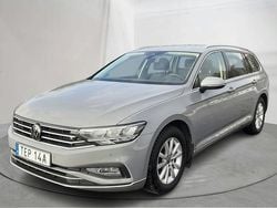 Grå Begagnad 2024 VW Passat | 329 000 kr (Bra pris)