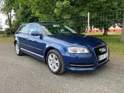 Blå Begagnad 2010 Audi A3 Sportback Attraction Halvkombi | 79 000 kr (Lite dyr)