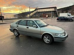 Ljusgrön metallic Begagnad 2000 Saab 9-3 Halvkombi | 15 000 kr (Dyr)
