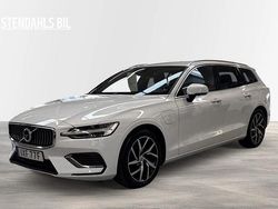 Vit Begagnad 2020 Volvo V60 Inscription Kombi | 309 900 kr (Marknadspris)