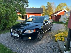 Svart Begagnad 2011 Volvo V70 Kombi | 88 000 kr (Marknadspris)
