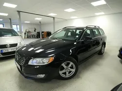 Svart Begagnad 2013 Volvo V70 Momentum Kombi | 134 800 kr (Marknadspris)