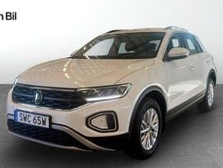 Vit Begagnad 2022 VW T-Roc Life SUV | 233 900 kr (Marknadspris)