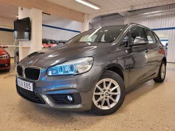 Grå Begagnad 2015 BMW 218 Active Tourer Advantage Minibuss | 139 500 kr (Marknadspris)
