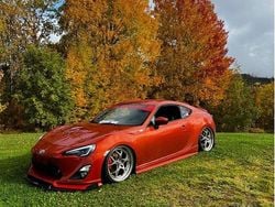 Orange Begagnad 2012 Toyota GT86 GT Sportkupé | 199 999 kr