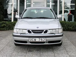 Ljusgrå (grå) Begagnad 2003 Saab 9-3 Halvkombi | 19 900 kr (Lite dyr)