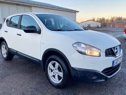 Vit Begagnad 2011 Nissan Qashqai SUV | 60 000 kr (Marknadspris)