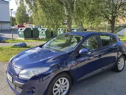 Blå Begagnad 2011 Renault Mégane III Halvkombi | 48 000 kr (Marknadspris)