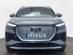 Grå Begagnad 2022 Audi Q4 e-tron Advanced SUV | 359 700 kr (Superpris)