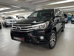 Svart Begagnad 2016 Toyota HiLux Premium Pickup | 439 900 kr (Dyr)