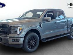Grå (grey) Ny 2025 Ford F-150 Lariat Pickup | 1 051 440 kr (Lite dyr)