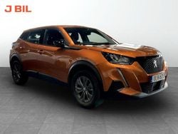 Orange Begagnad 2022 Peugeot 2008 Active SUV | 184 900 kr (Bra pris)