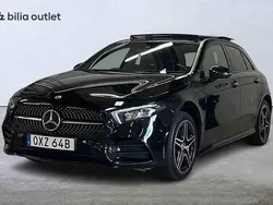 Svart Begagnad 2022 Mercedes A250 Halvkombi | 289 900 kr