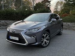 Grå Begagnad 2017 Lexus RX450h SUV | 379 900 kr (Bra pris)