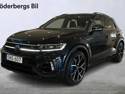Svart Begagnad 2023 VW T-Roc Beats SUV | 499 900 kr