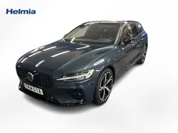 Mörkblå (blå) Begagnad 2023 Volvo V60 Plus Kombi | 419 000 kr (Marknadspris)
