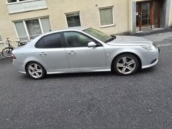 Grå Begagnad 2011 Saab 9-3 Vector Sedan | 35 000 kr (Superpris)