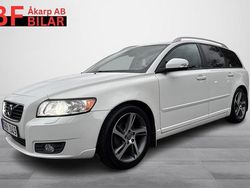 Vit Begagnad 2012 Volvo V50 Momentum Kombi | 89 500 kr (Lite dyr)