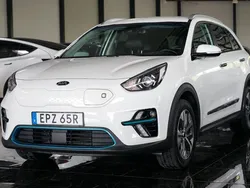 Vit Begagnad 2020 Kia e-Niro Advance SUV | 224 500 kr (Superpris)