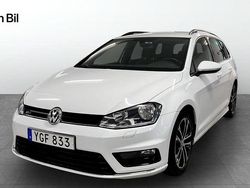 Vit Begagnad 2016 VW Golf VII R-line Kombi | 156 900 kr (Marknadspris)