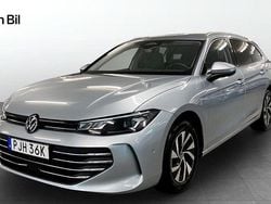 Silver Begagnad 2024 VW Passat Business Kombi | 359 900 kr (Dyr)
