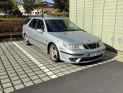 Grå Begagnad 2004 Saab 9-5 Aero Kombi | 10 000 kr (Superpris)