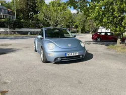 Blå Begagnad 2004 VW Beetle Highline Halvkombi | 55 000 kr (Marknadspris)