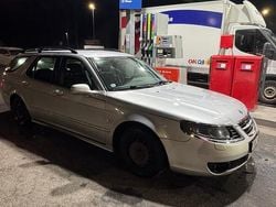 Grå Begagnad 2006 Saab 9-5 Kombi | 15 000 kr (Superpris)