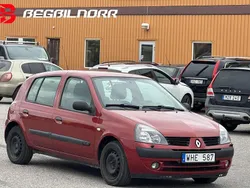 Röd Begagnad 2005 Renault Clio R.S. Halvkombi | 45 000 kr (Lite dyr)