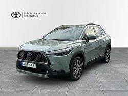 Grön Begagnad 2023 Toyota Corolla Cross Style SUV | 364 900 kr (Marknadspris)