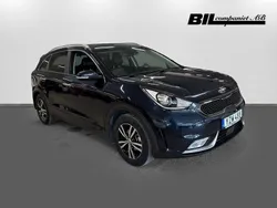Blå Begagnad 2017 Kia Niro SUV | 199 000 kr (Marknadspris)