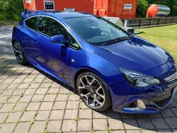 Blå Begagnad 2012 Opel Astra OPC Halvkombi | 159 000 kr